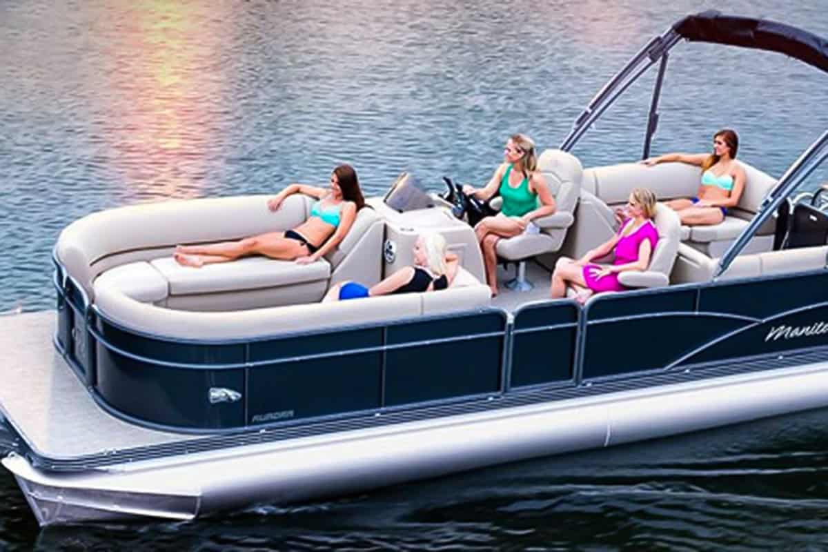 Manitou-Aurora-pontoon-2017